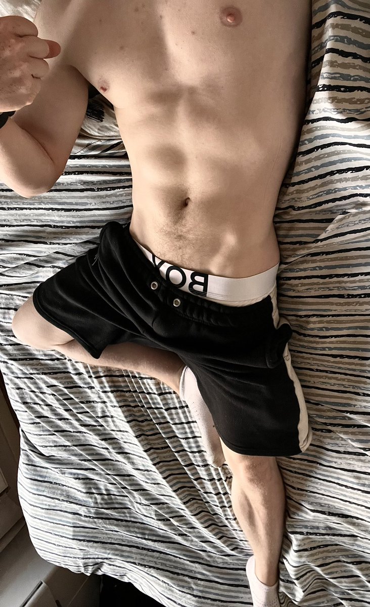 GingerSportLad's tweet photo. Im bored 😜 
Who wants to subscribe my OF 🔵 
That way I’ll have fun this weeknd 😇😈
https://t.co/n4BARgktLA

#gay #feet #malefeet #findom #bwc #alphacash #paypigs #socks #buyingcontent #muscle #nipples #onlyfans #gayonlyfans #nsfw #chudai #gym https://t.co/Mv5sE7vF9D