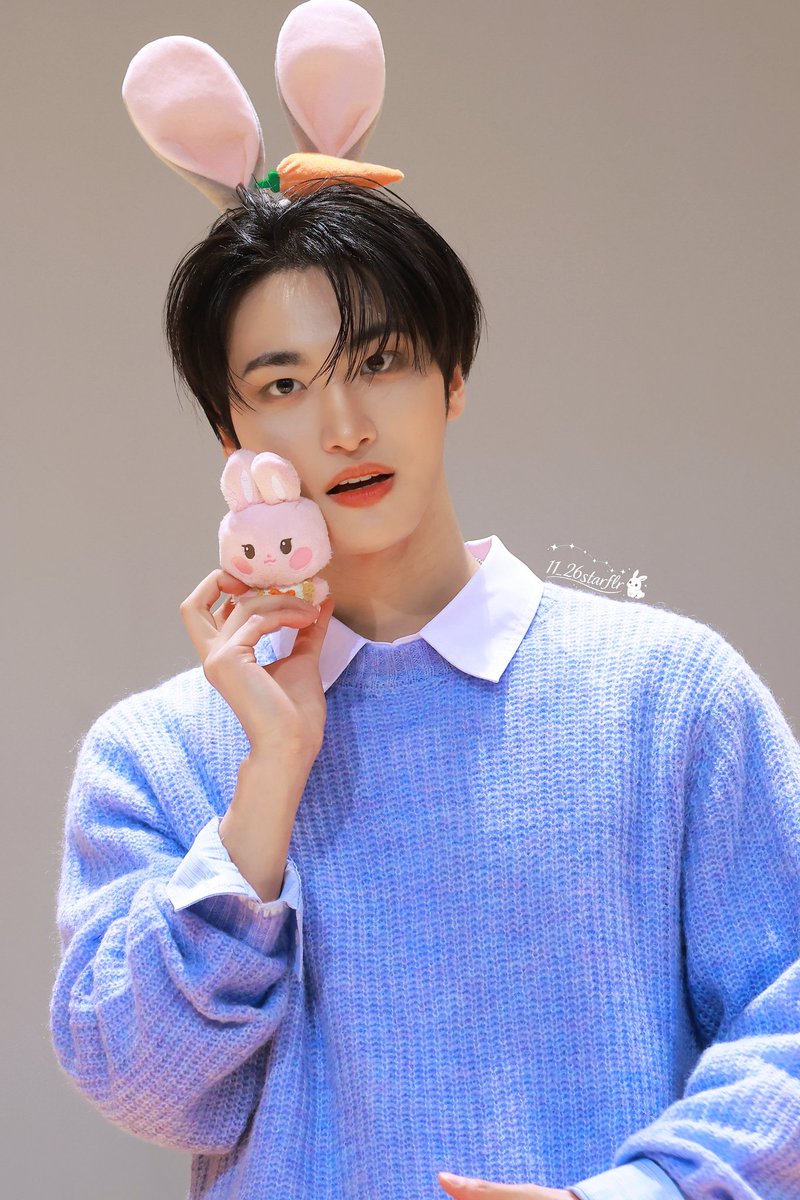 ch041031's tweet photo. 260402-Bunny🩷🐇

#ateez #seonghwa https://t.co/ELKN6WFhCE