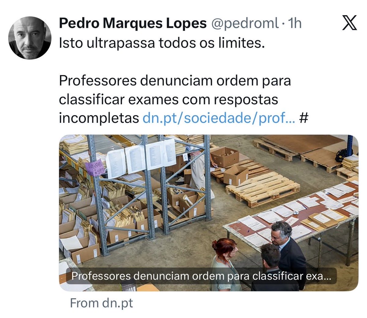 jmgalvao's tweet photo. Sabes que estás do lado certo da história quando esta gente está do outro lado. Um país não pode crescer com este tipo de gente contra reformas. https://t.co/tLnEG16gsV