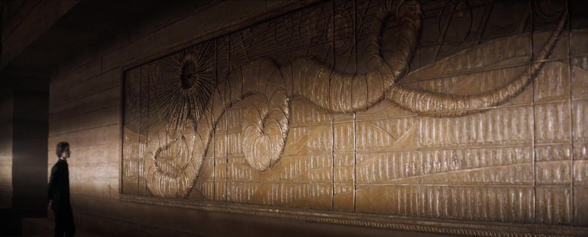 starkcanarie's tweet photo. I feel like production design is one of the less talked aspects of Dune so I must say how much I love the set pieces and the world building aesthetic of the trilogy. https://t.co/N9CsefgmdB