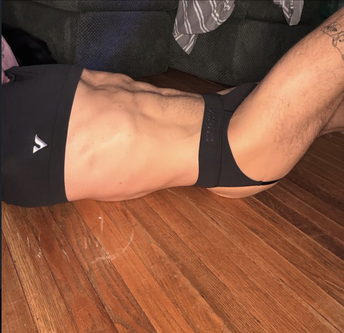 brandeanie's tweet photo. POV: The production budget is a ring light… but the outfit understood the assignment. 😏

Shoutout to @ThisIsVirtue for sending me this set. The fit is 🔥, it’s insanely comfortable, and I love how many ways you can style the straps. https://t.co/bSzpghZzog