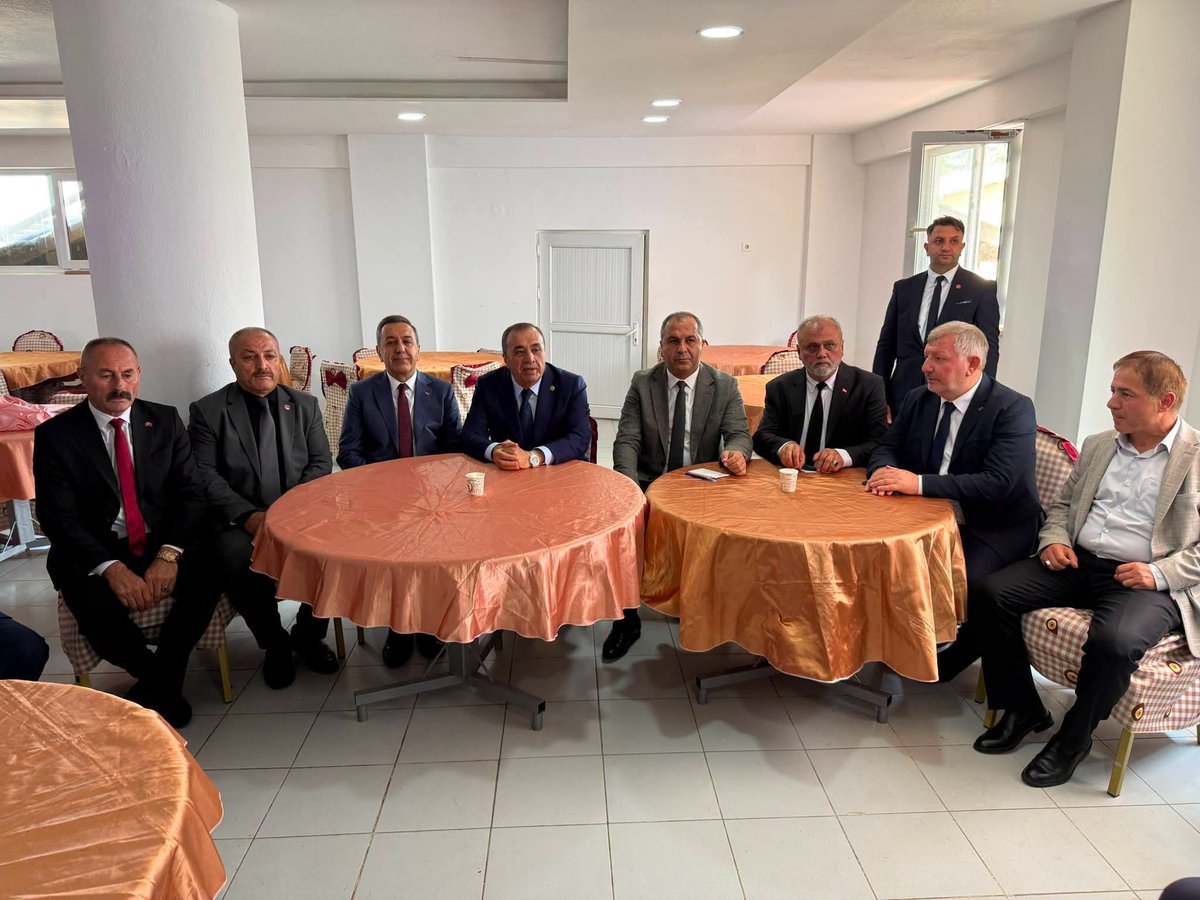 mhpvahitkayrici's tweet photo. Mecitözü

 Mecitözü Süt Üreticileri Birliği üyeleri ile Mecitözü merkez mahalle ve köy muhtarlarımızın katılımıyla istişare toplantısı gerçekleştirdik. https://t.co/yJkvUu98vg