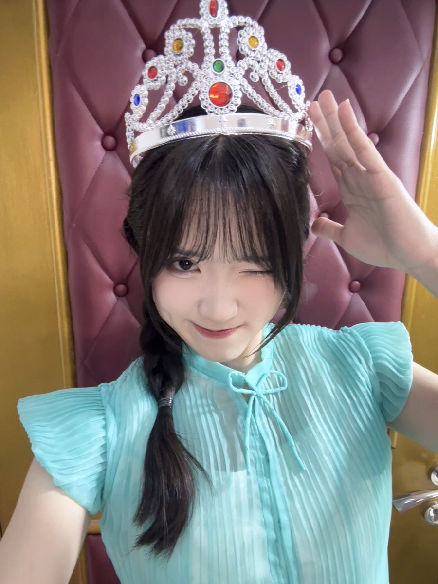 Gracie_JKT48's tweet photo. #ItadakiLoveJKT48
terimakasih banyak ladieeeess!!🥹

comeback di theater Jakarta hari ini, waaaawww asik sekali🥹 terimakasih banyak sudah datang, semoga energi dari kami bisa menemani hari-hari kalian kedepannyaa💗 met istirahaatt, semoga mimpi indah ><

mohon dukungan & bantuannya slalu🙇🏻‍♀️