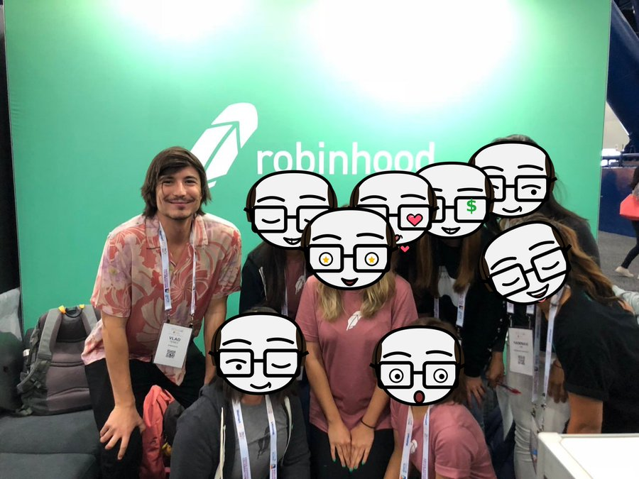 analysttoken_rh's tweet photo. @Traderfinn0 we have a strong community here https://t.co/huG1Q66zAs