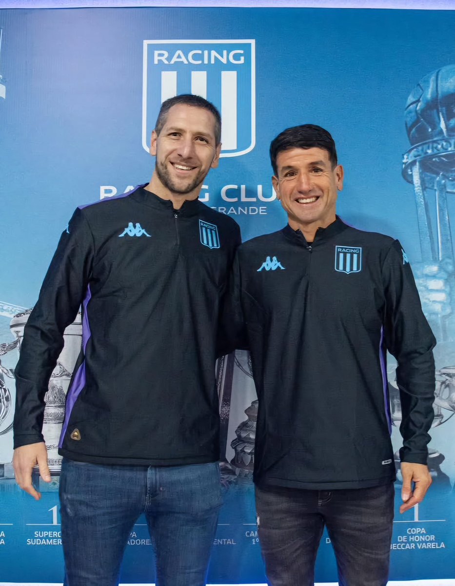 DataRacingOK's tweet photo. 🩵🤍 CHIROLA ROMERO y LULI AUED, los tipos que llevaron a los PIBES DEL TITA A SER EL MEJOR EQUIPO DE RESERVA DEL PAÍS.

¡¡GRACIAS, MUCHACHOS!! 👏🏻👏🏻👏🏻 https://t.co/wUA6a0abYO