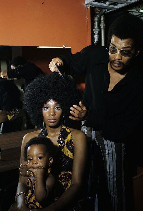 BlackMediaHub's tweet photo. Harlem in the 1970s. https://t.co/N68y1gULxv