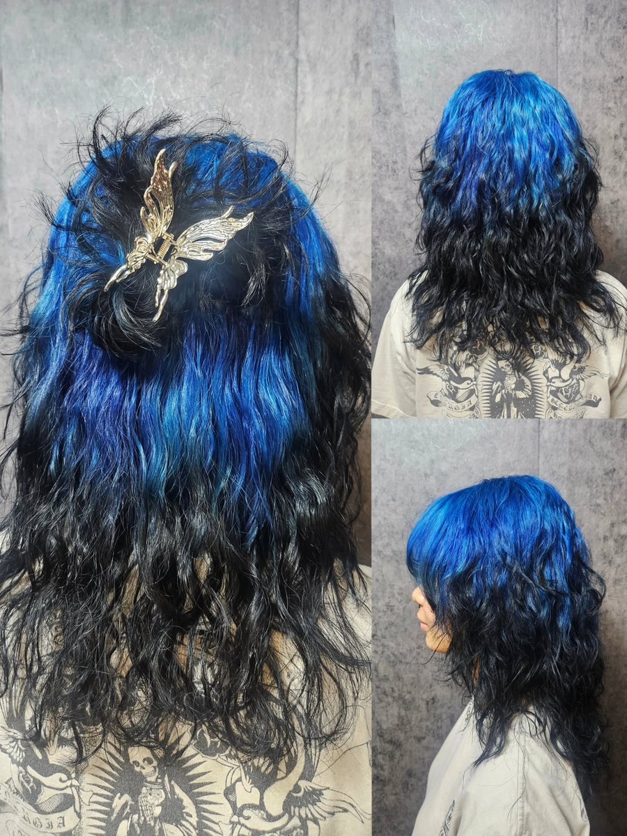 arcticfoxcolor's tweet photo. Blue ghost roots ๐๐ป @scaripink.korea used Jinx and Transylvania
https://t.co/61c4eOKn1z
#bluehair #ghostroots #ArcticFoxHairColor #AFJinx #AFTransylvania #VividsAF #VividHairDye #VeganBeauty #CrueltyFreeBeauty #ArcanexArcticFox #Arcane #LeagueOfLegends #RiotGames https://t.co/RkpuHuToCb