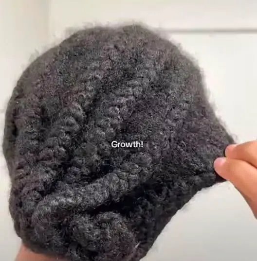 ProgressUm41512's tweet photo. Do you have more hair growth or more hair loss when you keep your hair in protective styles? https://t.co/R3REjDClXT