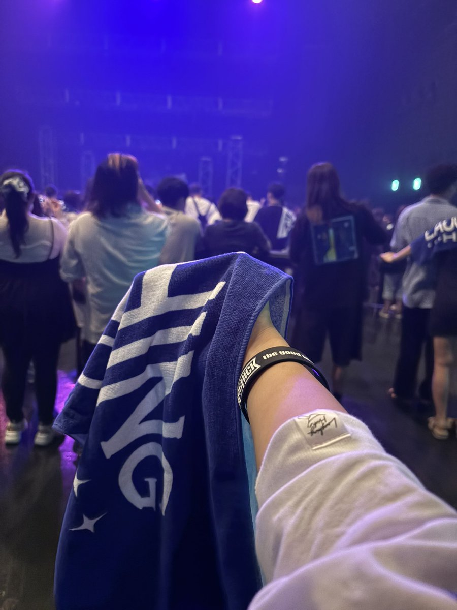 taaani__496's tweet photo. 初Laughing Hick ！
たのしすぎたー！！
みんな優しいけど陽キャすぎやてwww
写真とかもありがとー‼️ https://t.co/y6DVwOgEPx