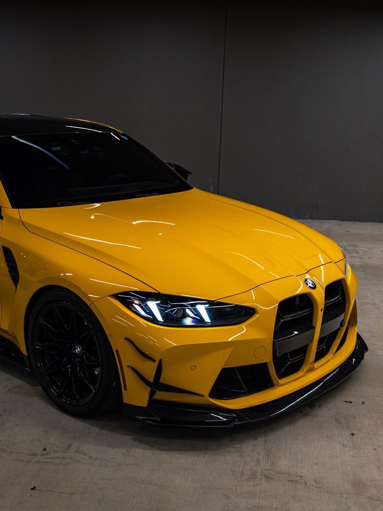 Rhymez_studios2's tweet photo. BMW, M4 competition https://t.co/SEV7C4qPy3