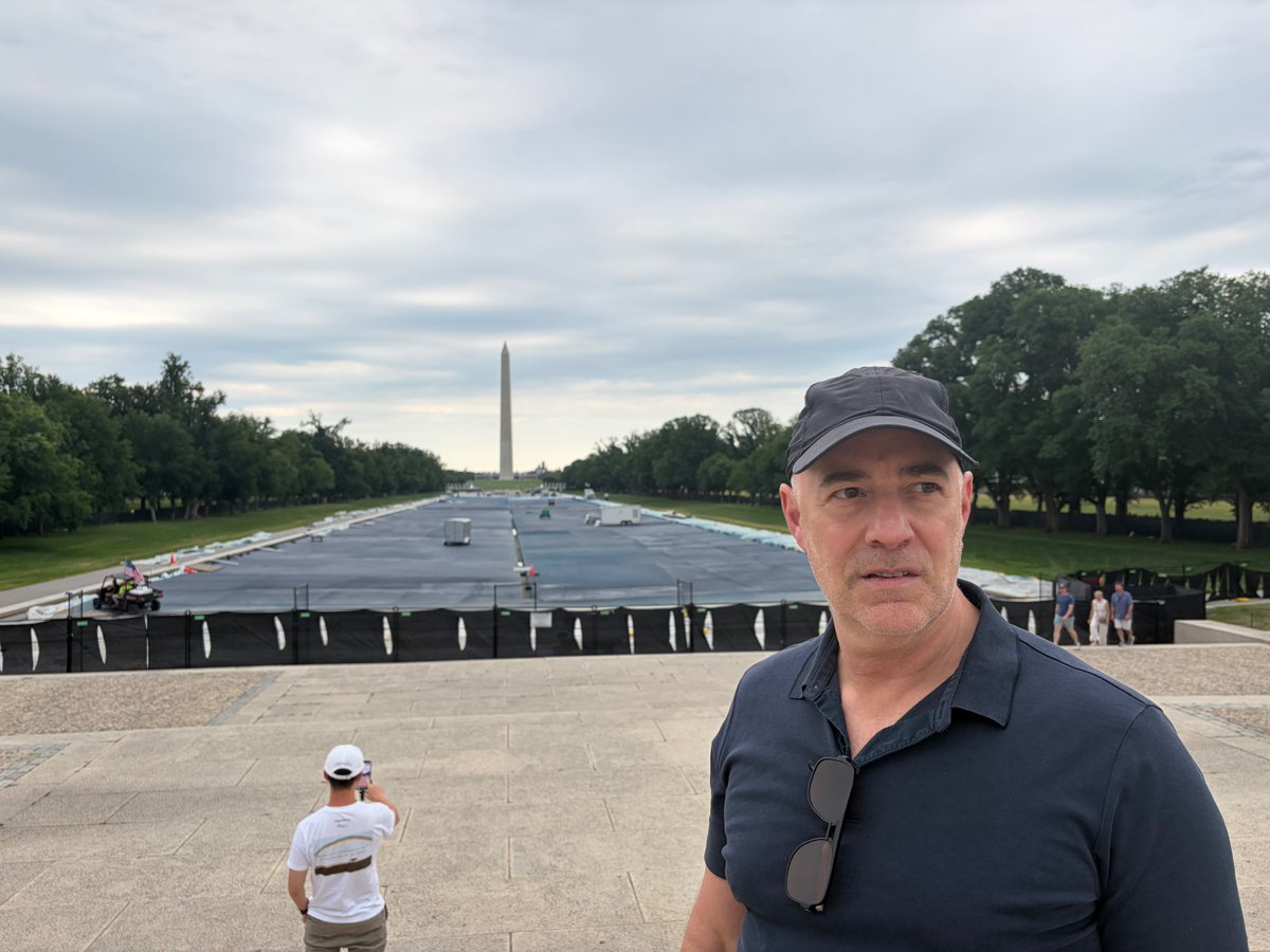 TCLFdotORG's tweet photo. CBS SUNDAY MORNING JULY 12: Trump's monumental reimagining of Washington, D.C. CBS News chief White House correspondent Nancy Cordes interviews TCLF’s Charles Birnbaum &amp; others about the president's efforts to remake our nation's capital. https://t.co/Yx2C0XTbqy https://t.co/9cZfqqcVqg