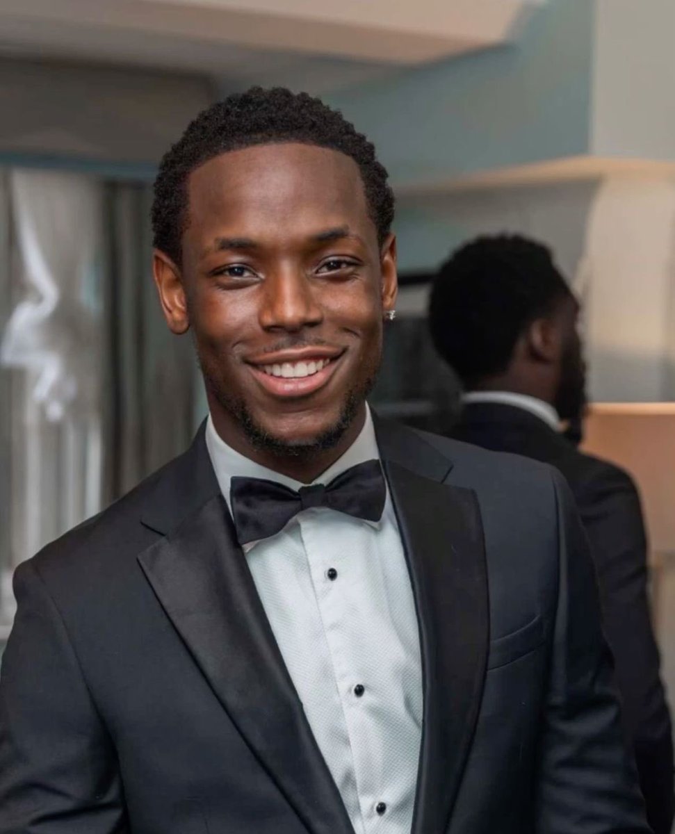 FrenchRapUS's tweet photo. 🚨 ALERTE GÉNÉRALE ! 

L’ACTEUR DE TOP BOY MICHAEL WARD VIENT D’ÊTRE RECONNU NON COUPABLE DE VIOL 🙏🏻

Un jury l'a unanimement acquitté de toutes les charges après 5 heures de délibération. https://t.co/Xx0rCqSvpb