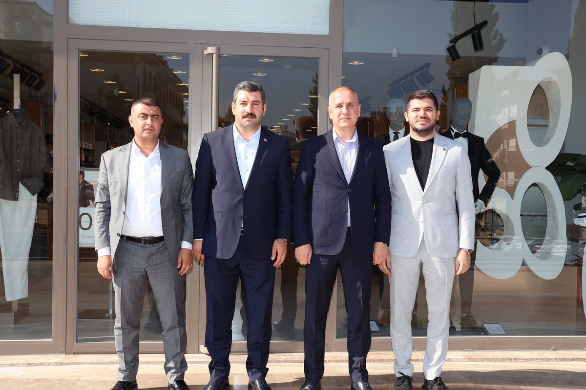 ibrahimeyyupogl's tweet photo. 🤝 Teşkilatımızın bir çok kademesinde büyük emekleri bulunan, önceki dönem Suruç İlçe Başkanımız, İl Başkan Yardımcımız ve kıymetli iş insanı Sayın Mehmet Yavuz’u iş yerinde ziyaret ederek hasbihal ettik.

Davamıza sunduğu kıymetli katkılar ve özverili çalışmaları için kendisine teşekkür ediyor, iş hayatında hayırlı, bereketli ve bol kazançlar diliyorum. Rabbim birlik ve beraberliğimizi daim eylesin.

@m_yvuz63