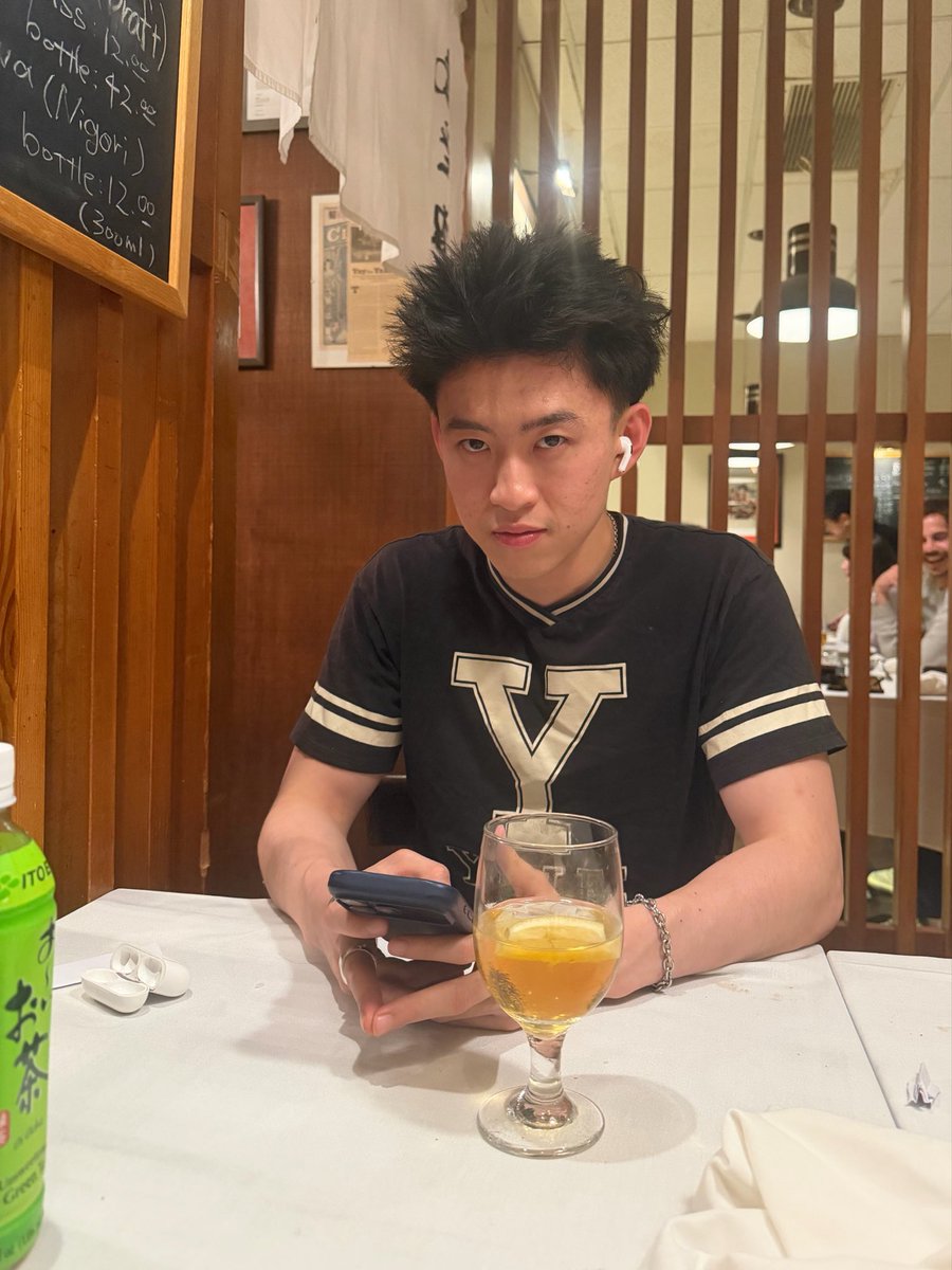richbrian's tweet photo. When u have to post ur release during dinner but theres no service so ur lowkey stressing the fuck out, is this what they call #locking #in ? anyway tear out now for everybody to enjoy https://t.co/LESJsvtuxT