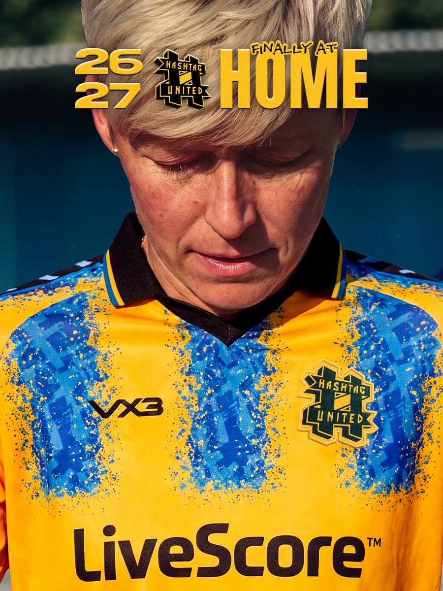 hashtagutd's tweet photo. 𝐹𝒾𝓃𝒶𝓁𝓁𝓎 𝒶𝓉 𝐻𝒪𝑀𝐸! 🏟️

The 🆕 Hashtag United HOME kit has arrived for the upcoming 26/27 campaign, and it’s PERFECT 😍 
Our first ever collared home shirt, with a strong vertical stripe pattern in our iconic yellow and blue 😮‍💨

A striking design for our new home shirt to go with our new home ground 🔥

Featuring our FIRST EVER club-wide OFFICIAL PARTNER @livescore 🤝

Get yours now via the link in the thread below! 🔗