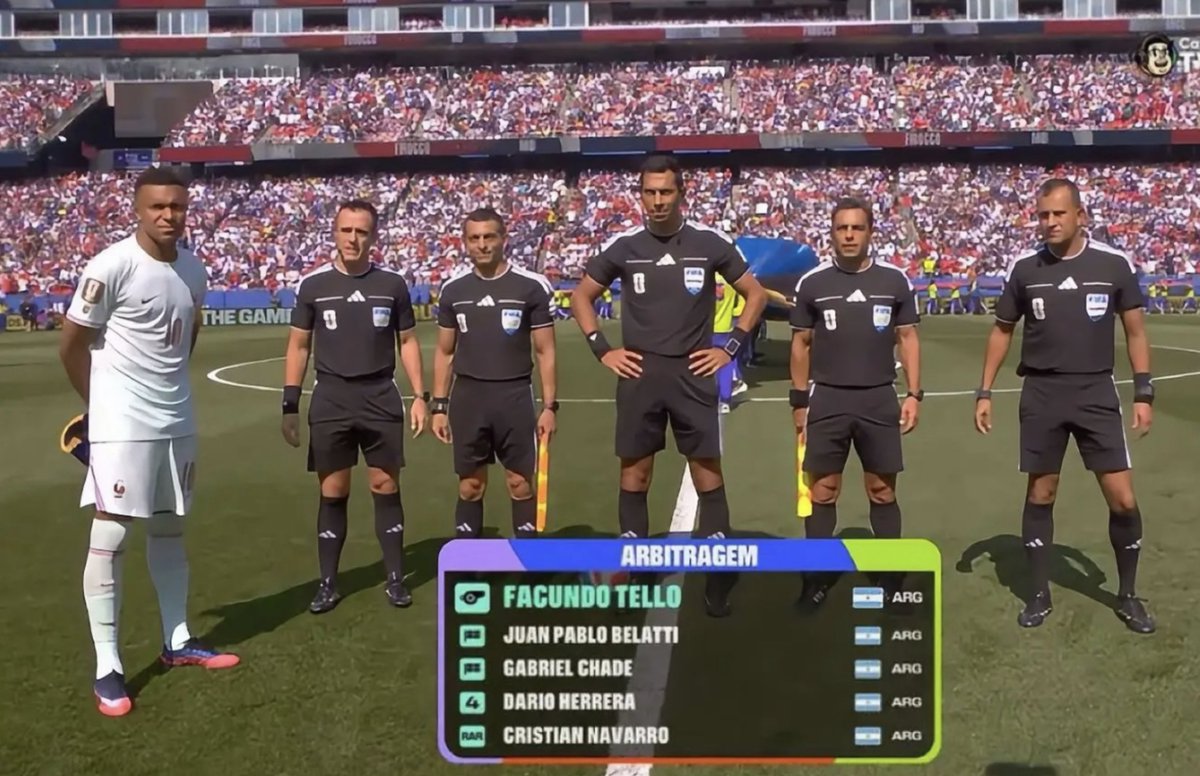 TrollFootball's tweet photo. General Mbappe standing in the official referee's photo https://t.co/lBmlWcz1k1
