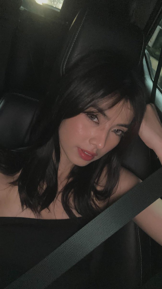 Lylavexa's tweet photo. 💋🫦 https://t.co/uLUYSMRQOZ