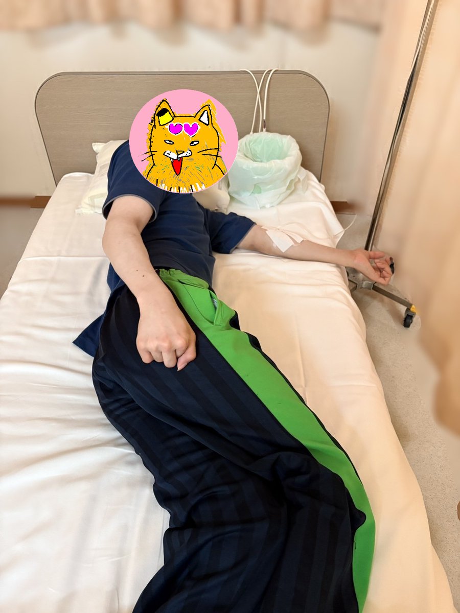 Waruwo_ch's tweet photo. 筋トレ...！皆勤賞のがした！ 熱中症で点滴受けてました！今だいぶ楽になりましたが、今日も筋トレできるかわかりません！ https://t.co/Axp2PHm1Ny