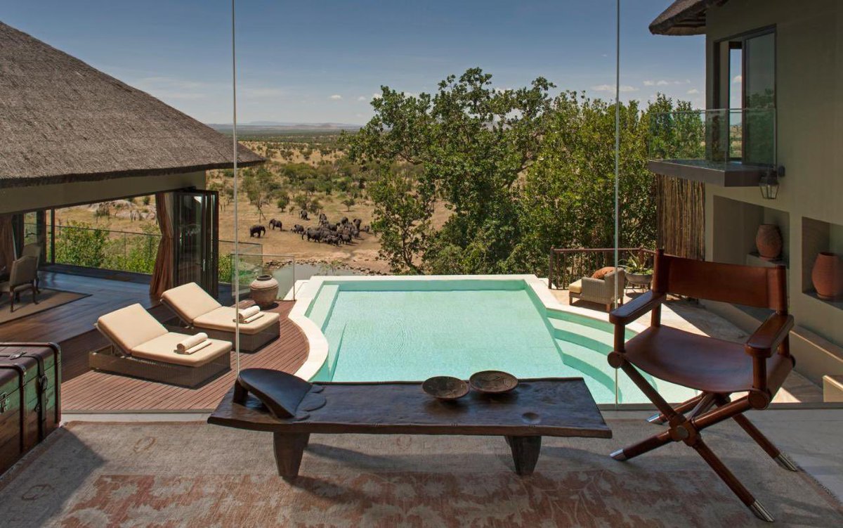 Stejos_Tours's tweet photo. The Serengeti golden hour is in a league of its own 🌅

Experience untamed luxury and breathtaking wilderness views at the Four Seasons Safari Lodge Serengeti. 

We promise you, a Tanzanian sunset here is pure magic.

 #Travel #Safari #Tanzania #Serengeti https://t.co/QAewbWHbjU
