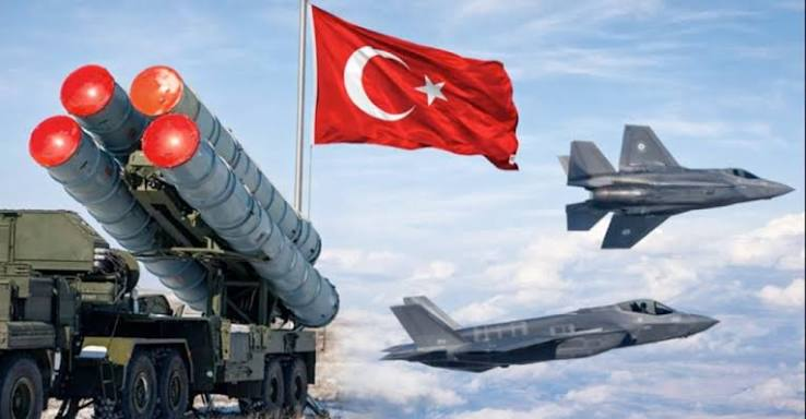 de_vrp's tweet photo. THREAD GEOPOLITIQUE
#TURQUIE #RUSSIE #S400 #F35 
Aujourd'hui, la presse 🇹🇷 évoque la revente, avec accord Russe, du parapluie antimissiles S400 à un pays tiers, à confirmer, Emirats Arabes Unis ou Qatar, en contrepartie de la réintégration dans le programme F35
Les "flatteries"👇 https://t.co/JmGz8qdEmP