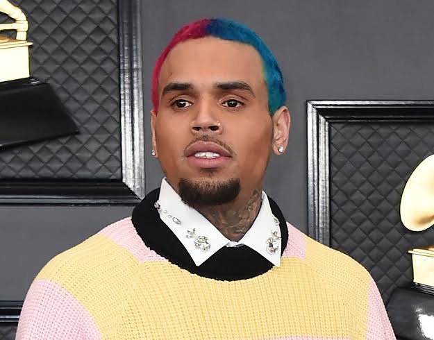 RedMedia_us's tweet photo. Chris Brown has threatened to beat up Rihanna again like he did in 2009 in a rrecent gaming livestream making rounds on social media: 

"Rihanna gonna f*ck you up too, bitch. Yeah, I'm beat your ass just like her, baby." https://t.co/4S7FU1jCgF