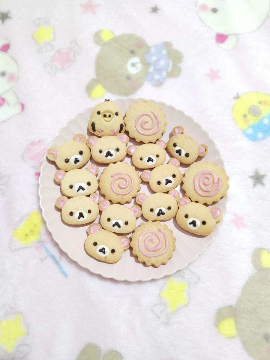 milshopmsr's tweet photo. キャラクタースイーツかわいすぎてやばいㅠ ̫ㅠ♡かわいすぎて食べられないよねこれ(՞⸝⸝o̴̶̷̥᷅  ̫ o̴̶̷᷄⸝⸝՞)💞 https://t.co/ou7dPoG3cj