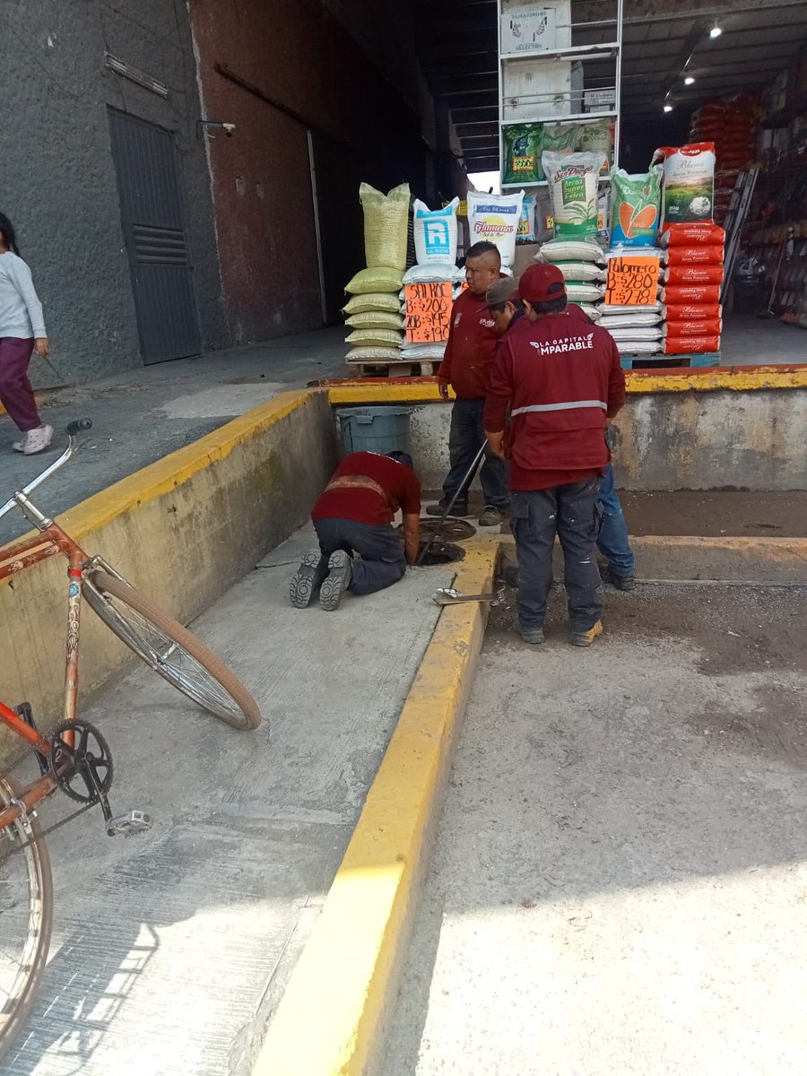 conca2dasecc's tweet photo. Derivado de las fuertes lluvias registradas en los últimos días, la Mesa Directiva, representada por nuestra presidenta, la Sra. Gloria Méndez Villegas, ha realizado las gestiones necesarias ante @PueblaAyto para solicitar la atención de diversas necesidades en nuestra sección. https://t.co/bK4nGr50qR
