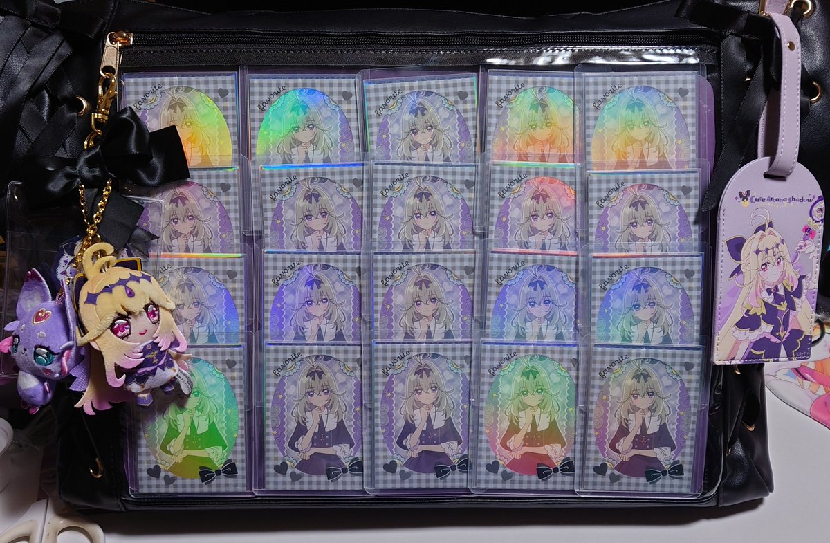 sena_100_'s tweet photo. 自引きと交換で集めてキラトレの森亜るるか絵柄統一痛バができた！！

カード交換手伝ってくれた方々に感謝です🙏😭

#たんプリ
#precure
#森亜るるか
#キュアアルカナシャドウ https://t.co/8pv6v4HQDc
