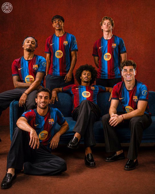 tserih's tweet photo. @JijantesFC @DBR8 Visca Barca 💙❤️💙❤️💙❤️ https://t.co/0cs6GudDvZ