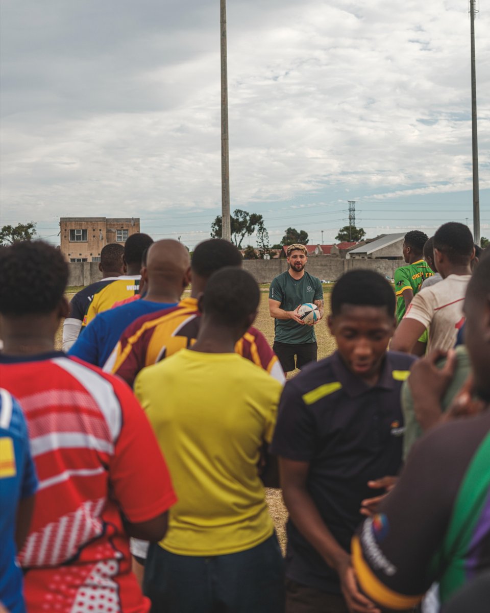ScimitarCustom's tweet photo. Every piece of kit can make a difference ♻️

Through our WearThenShare initiative, we're giving quality rugby kit a second life, supporting schools and clubs all year round while helping to grow the game in developing communities.

Our latest donations from @CastleRaces to Zimbabwe are helping more players take to the field in boots and kit they can be proud of, creating a stronger sense of team and making the game more accessible, all while ensuring pre-loved kit avoids landfill and continues to serve a purpose.

A huge thank you to our recycling partners @rugby_recycled, @TagRugbyTrust and @scrum5ive for your continued support in driving this fantastic initiative forward. We'd also like to thank our sponsors @titanwealthci for making this work possible. We're incredibly grateful for your support and excited to see what more we can achieve together.

Together, we're helping rugby communities thrive while reducing waste and extending the life of every garment—because every shirt deserves a second half.

This is what sustainable sportswear looks like in action: reducing waste, maximising use and creating real impact beyond the pitch.

#WearThenShare #RugbyForGood #GrassrootsRugby #Sustainability