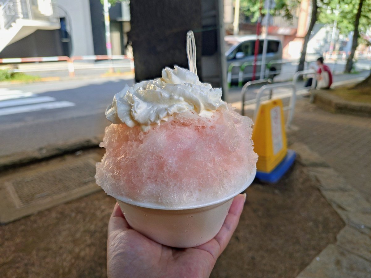 brast0224's tweet photo. “HACHIKU”さん(*ﾉˊᗜˋ*)ﾉﾜｰｲ
《テイクアウト営業》
＊パープルキングとカルピスみるく

最後はココナッツと迷ったけど🫪
梅三昧したかったので( *´艸`)ｳﾌﾌ
さわやかな風味の梅(*˙꒫˙* )ｵｫ-
全く異なる梅♪こっちも美味しい♪
サマーエンジェルの果肉も甘い！
最後はカルピスみるくで味変♡ https://t.co/mLNBfRmcdx