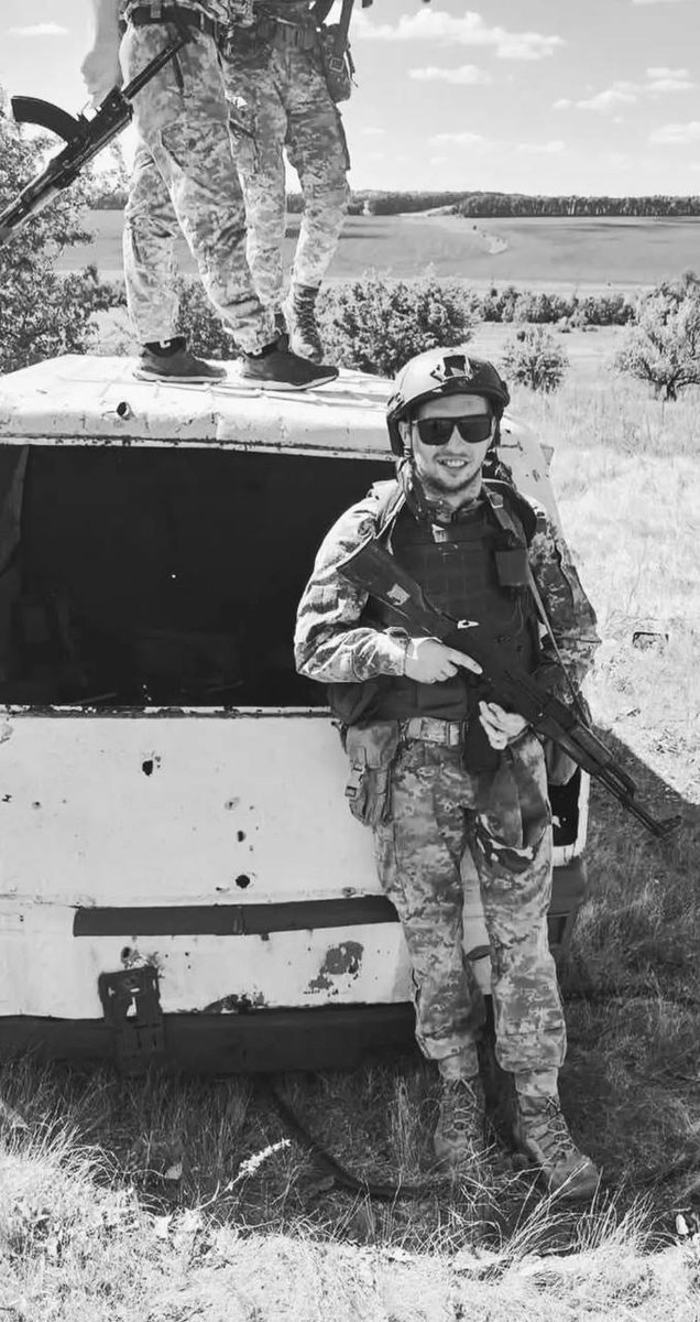 03Romanchick's tweet photo. ЧЕРГОВА порція відбірного крінжу або те,що я називаю ахуй.
Хлопець,якого тилова тітушня вивезла до посадки/лісу і побоями,катуваннями та погрозами змусили вибачатися перед ТиЦиКашними тітуханами-пиздячиться з 2023 року і був у відпустці дома,коли побачив гнилий ТЦКашний двіж. https://t.co/DtNdSPouR0