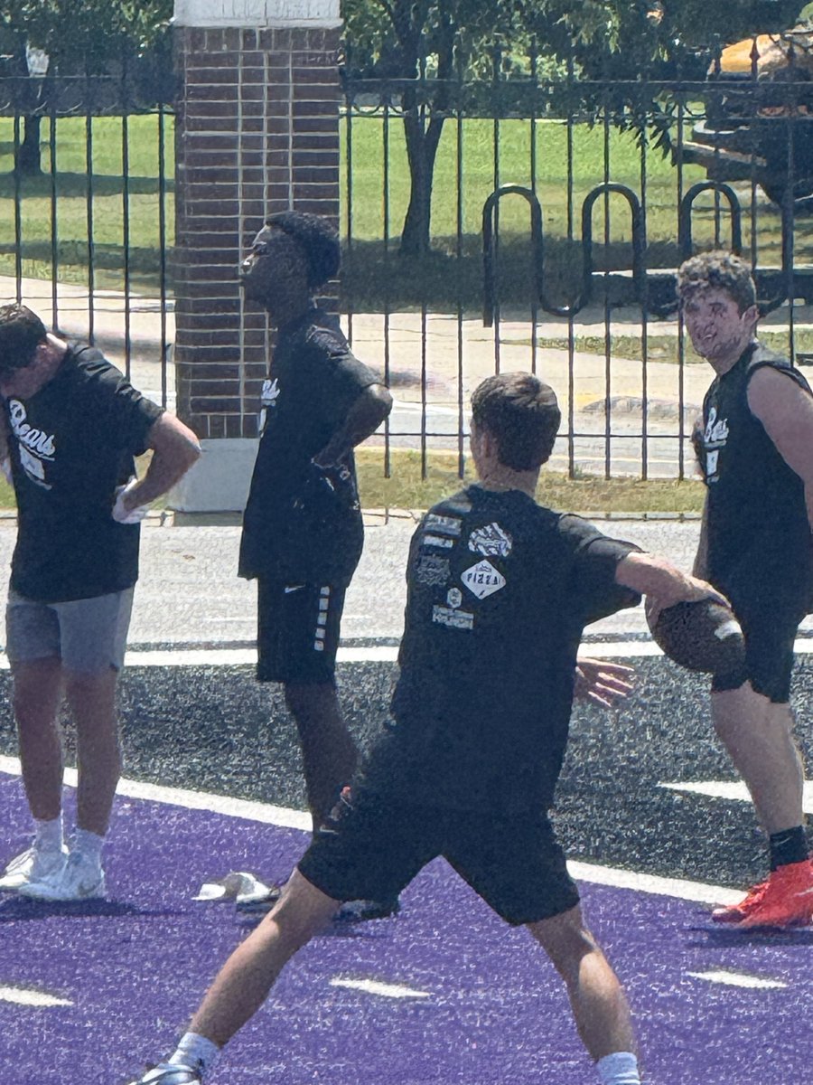 brettwiginton13's tweet photo. Great day of camp out at UCA. A lot of good work with great competition. Blessed to be able to be out here and get work. Thanks to @NathanBrownUCA  and @chasefourcade for the coaching. https://t.co/VGExajOYru