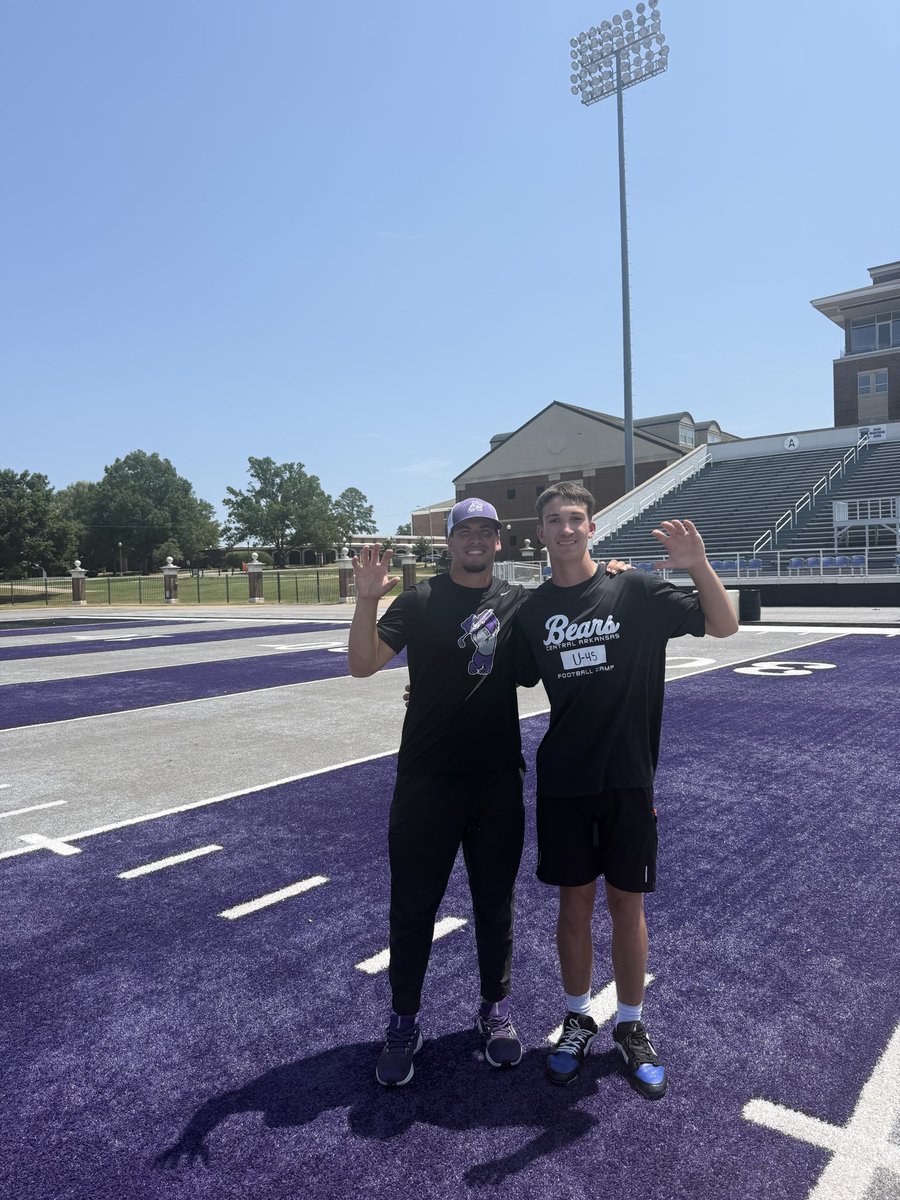 brettwiginton13's tweet photo. Great day of camp out at UCA. A lot of good work with great competition. Blessed to be able to be out here and get work. Thanks to @NathanBrownUCA  and @chasefourcade for the coaching. https://t.co/VGExajOYru