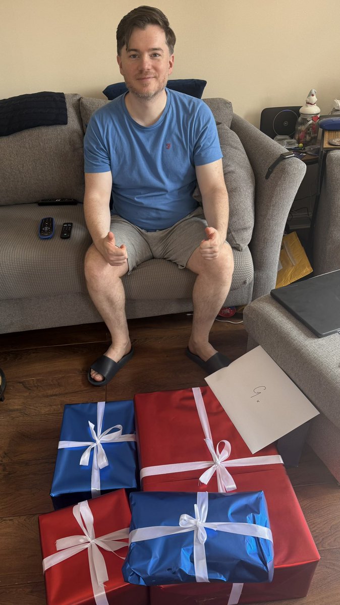 WeeVK80's tweet photo. Happy birthday to my fav human @Graeme784 
Hope you have a good first day on your @RangersFC preseason trip, lots of celebrating when you’re home ❤️🤍💙 https://t.co/oTUQp0ibM9