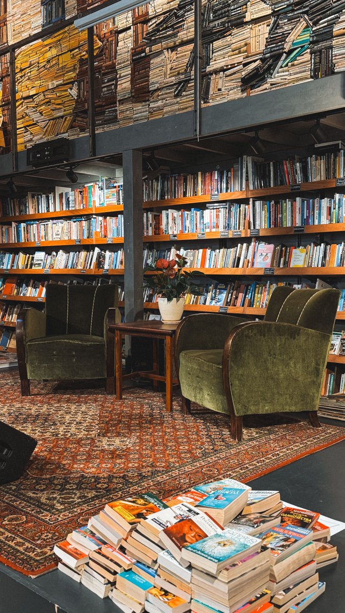 WillemTait's tweet photo. What a great place to read and write. Join the journey. (Link in my bio) #author https://t.co/LWsHKg3U0v