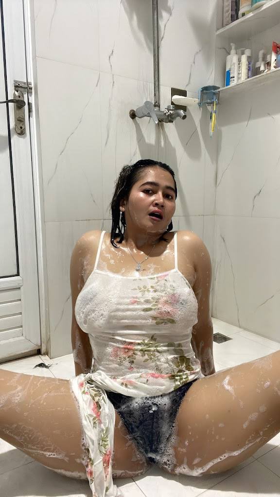 tedcile's tweet photo. Cipete amanda zahra sukoharjo mano kone aqua elektronik andie peci pagii pagiii tidur vcs https://t.co/d1Ir206Xc9
