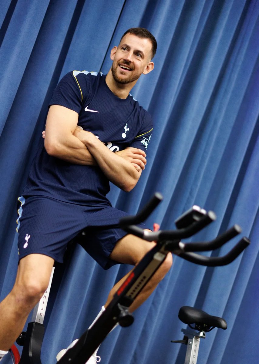 vic_thfc tweet picture