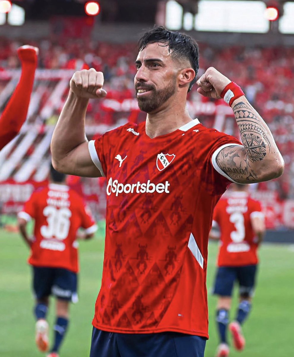 Mati_Martinez's tweet photo. 🔴 MERCADO | #Olimpia 🇵🇾 insiste en contratar a Gabriel Ávalos.

▶️ #Independiente pretende 2 M USD para liberarlo ahora teniendo en cuenta que le quedan 6 meses de contrato. https://t.co/psOpiA6z0T