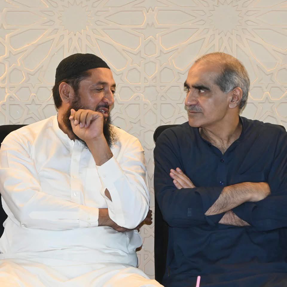 Asharawan07's tweet photo. میاں محمد نواز شریف کے قافلے کے دو ببر شیر سپاہی 🐅🐅
@KhSaad_Rafique @Abidrazakotla https://t.co/vrWsMmdCHQ