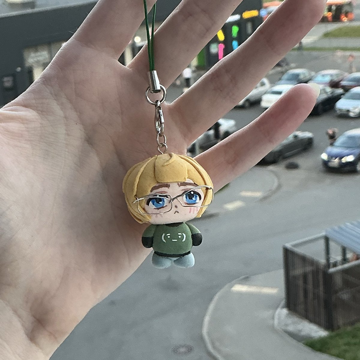 musapylsa's tweet photo. SAY HI TO MINI NERDMINS #attackonschoolcastes #arminarlert https://t.co/NCsFi3oATd