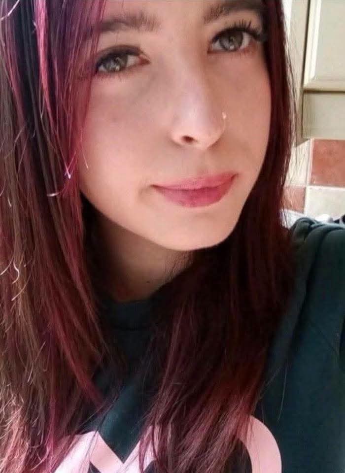 AdamConlon15's tweet photo. @EssexPR @Alexarmstrong
@WillKingston
#teenager
#BreakingNews
#mentalhealth
#missingjuvenile
She's been spotted in #ManchesterIndependent area at #maccies cracky gardens
she keeps putting herself in danger with them scroats and lads, lied about her age my source has said but same time they are paying her to do favours and he's ready to take action,he's angry at lack of @GMPSalford @OldhamCouncil
@GMPCityCentre
and social care help,appreciate the help if you can #followers