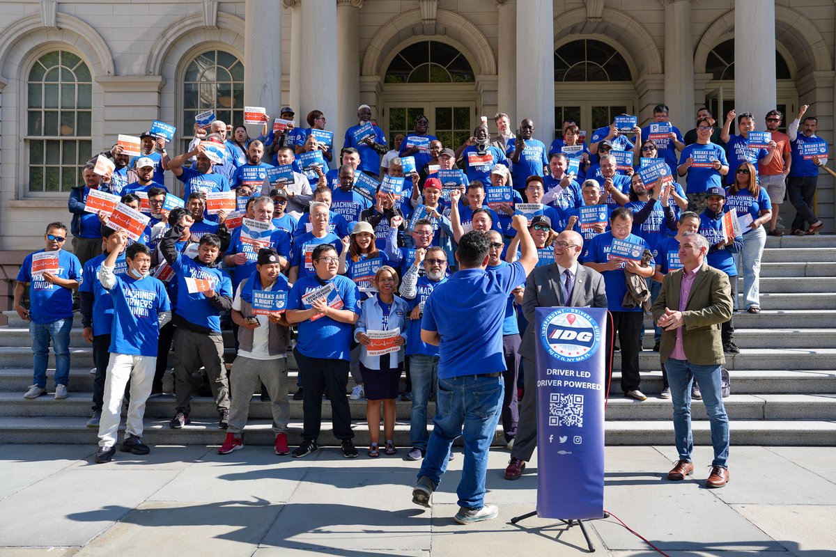 DrivingGuild's tweet photo. A union gives drivers power.
Rideshare drivers deserve fair pay, protection against unfair deactivations, access to benefits, safer working conditions, and a real voice in the future of the industry.
Join IDG today:
https://t.co/ZoCdNhzXiJ https://t.co/2wBYsFB88G