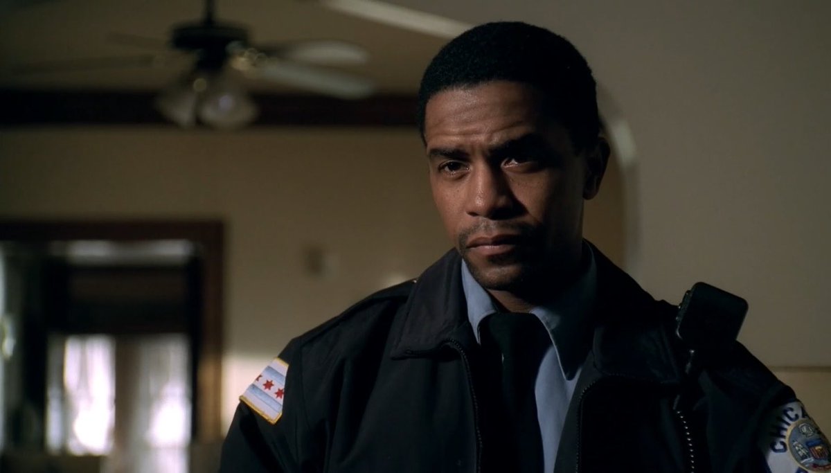 SHISHBARAKPAPI's tweet photo. @2knostalgiaa Why I started rewatching Prison Break and noticed some familiar faces from The Chi https://t.co/f96Nz4nz49