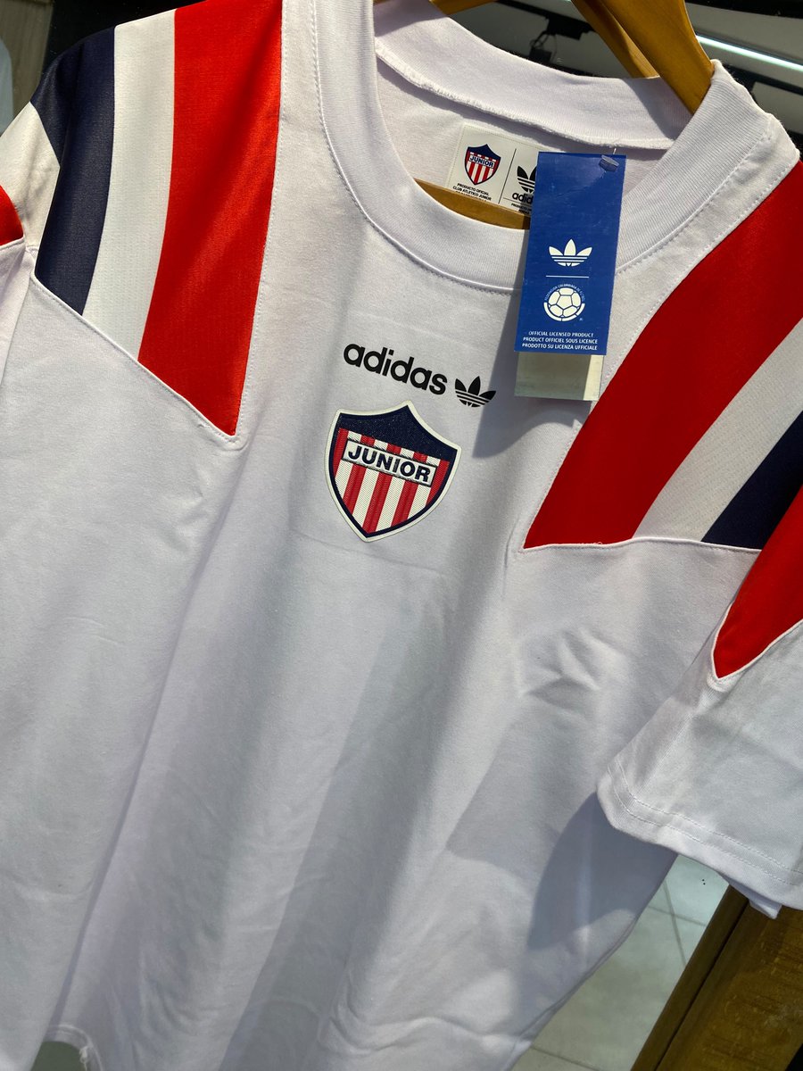 Inshopbq's tweet photo. EQT Junior de Barranquilla 🇲🇨🦈
Más info 📱 3012509301 https://t.co/naf7eoqzsE