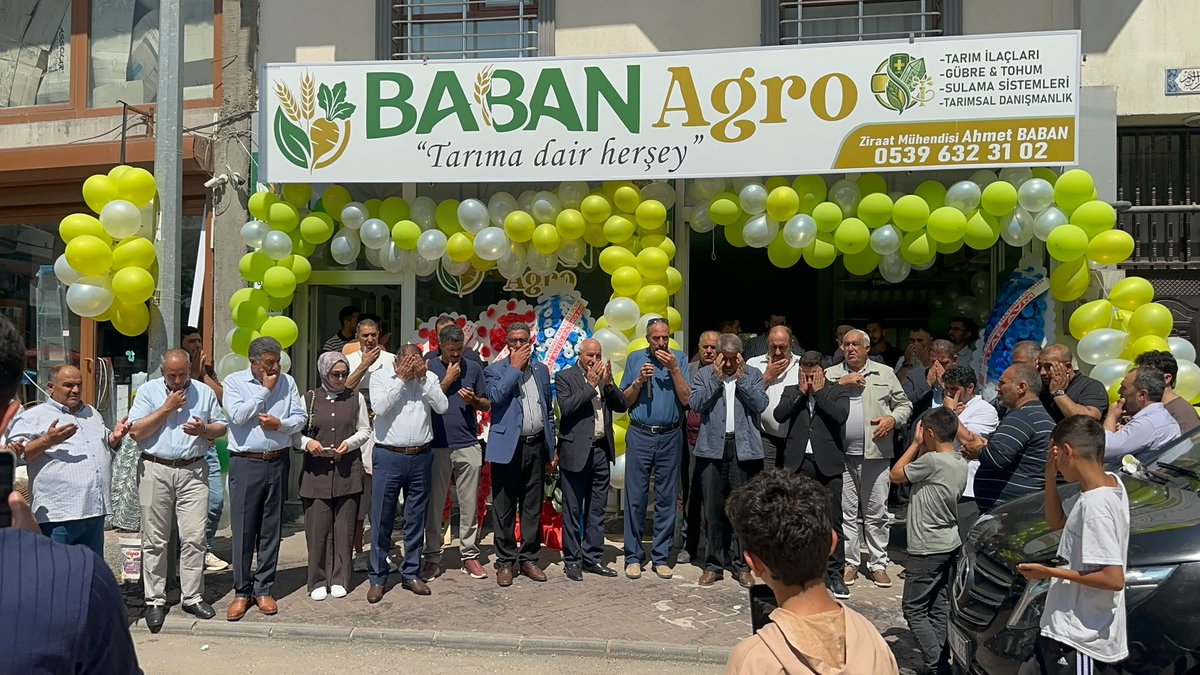 Abdulhalik_Tskn's tweet photo. Bugün ilçemize değer katacak önemli bir işletmenin daha açılışını gerçekleştirdik.

Ziraat Mühendisi Ahmet Baran tarafından hayata geçirilen Tarım İlaçları ve Tarımsal Danışmanlık Bürosu’nun ilçemize hayırlı olmasını diliyorum.

Üreticilerimize bilgi ve destek sunacak bu yatırımın tarımımıza bereket, çiftçilerimize ise bol ve bereketli kazançlar getirmesini temenni ediyor; Ahmet kardeşime bereketli kazançlar diliyorum.