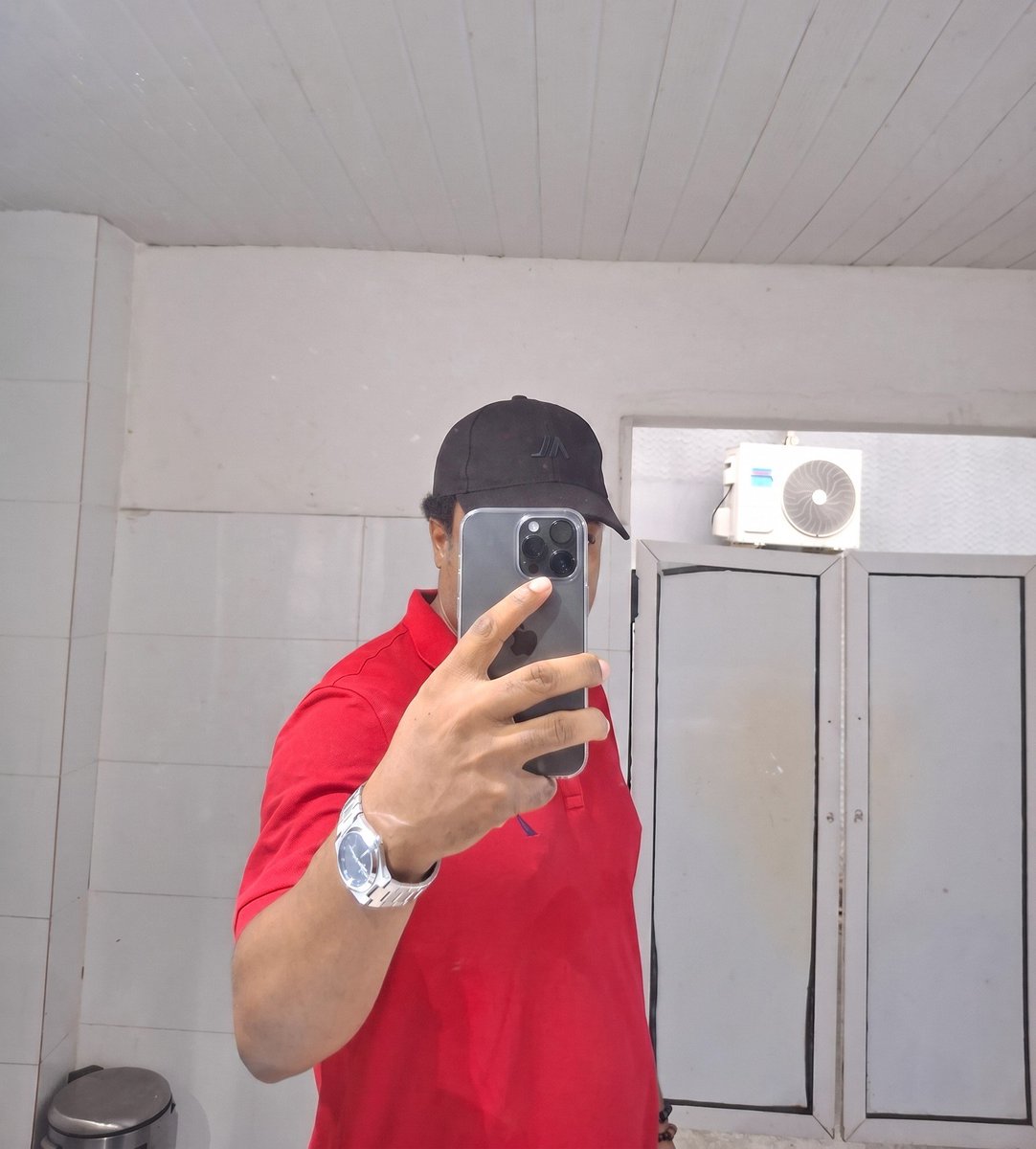 Obongbillion's tweet photo. No face! 🤸‍♂️
No case! 🥳 https://t.co/9K3InTYmV1