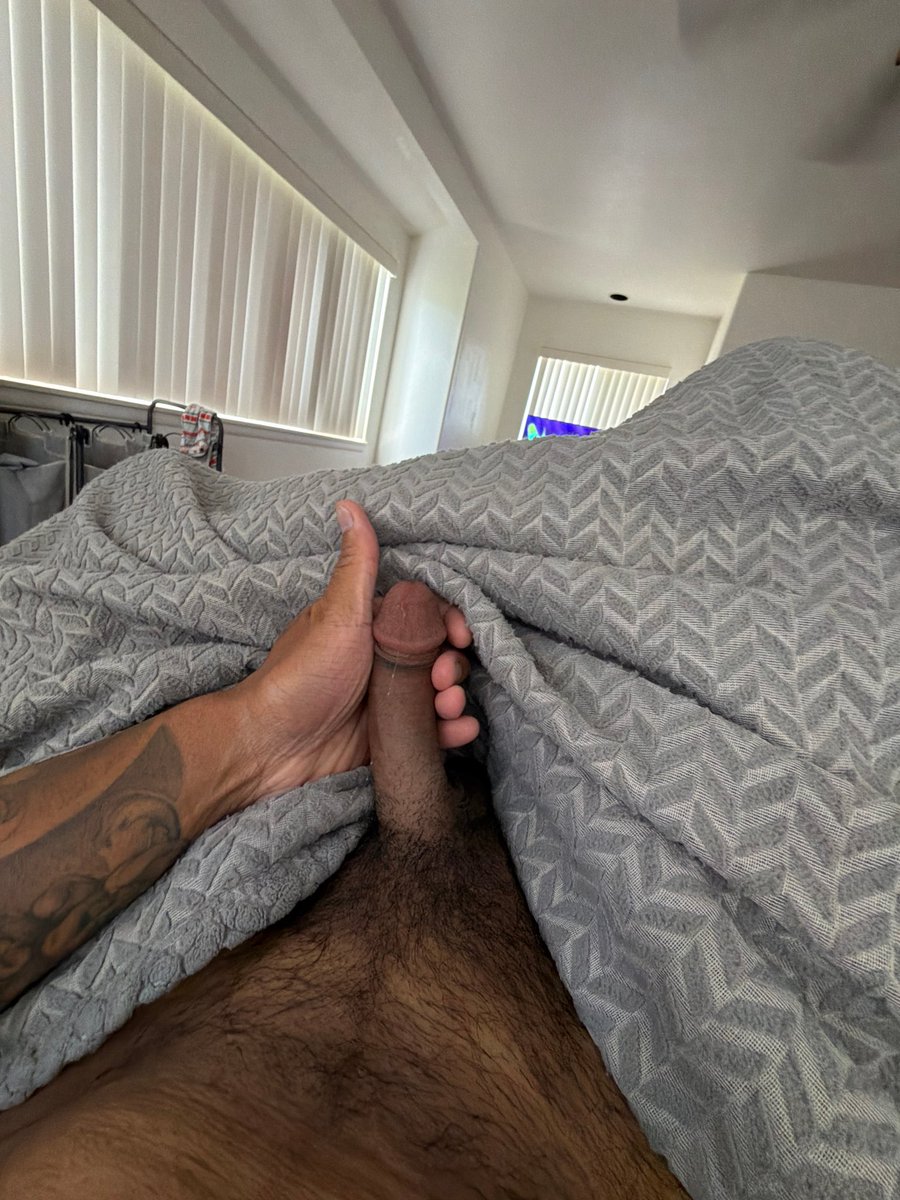 jxrdvnm's tweet photo. The front the back and the dick 👀😈. Show love, support and repost repost repost. Might be showing off a little more if i get the love and support https://t.co/2tegD8kRLm https://t.co/geJbR2oOkZ