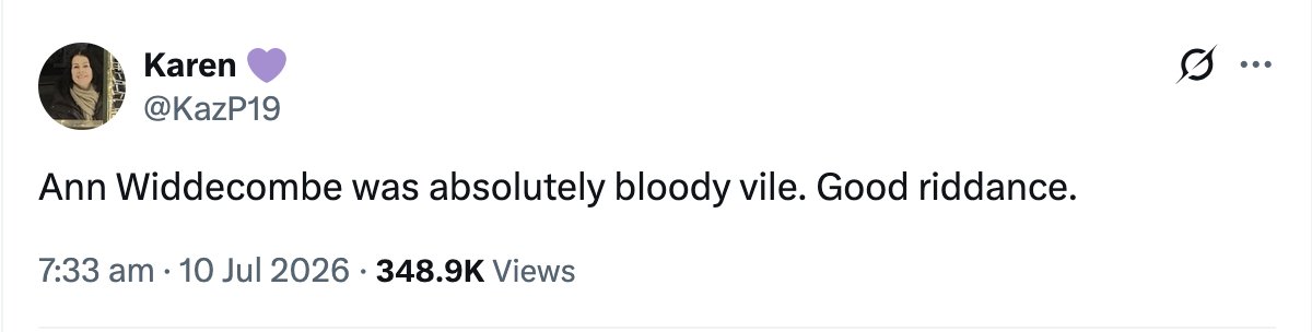 Never_Again2020's tweet photo. Karen (@KazP19) has '#CorbynWasRight', 'Socialist' and 'Vote Green' in her bio and her timeline features a who's who of notorious antisemites. She's a prime example of how Corbynism dragged the left into a cul-de-sac of hatred and moral degeneracy. https://t.co/Dd3cUUzMyR