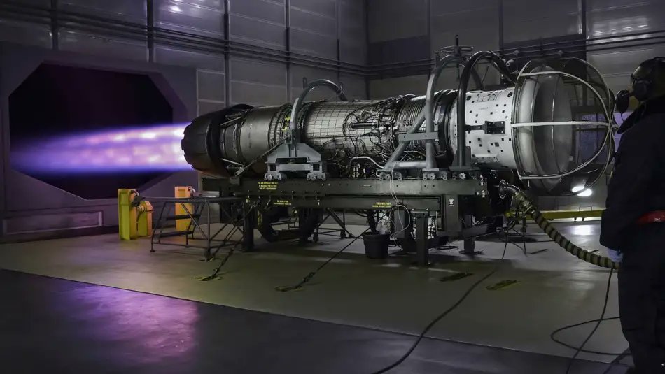 abdullahciftcib's tweet photo. Türkiye'nin  milli muharip uçağı KAAN'da kullanılacak F110 motorlarının satışına  ilişkin ABD Kongresi'ndeki 15 günlük inceleme süresi herhangi bir  engelle karşılaşmadan tamamlandı. Satışı durdurmayı amaçlayan karar  tasarısı gündeme alınmayınca süreç resmen bir sonraki aşamaya geçti.
